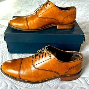 COLE HAAN Williams Cap Toe Oxford size 9M